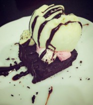 brownie ala mode